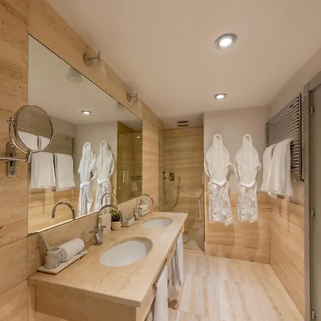Hotel Borgo Tre Vaselle Torgiano